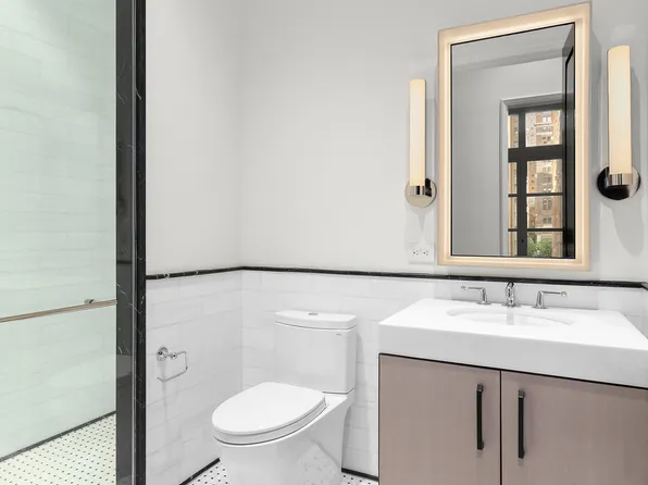 1165 Madison Avenue image 12 of 15