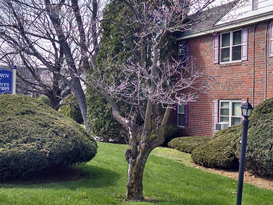 3209 W Chester Pike
