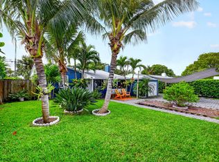 1010 Churchill Circle S, West Palm Beach, FL 33405