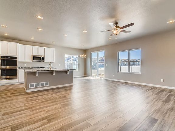 4th image of 4539 Bishopsgate Dr