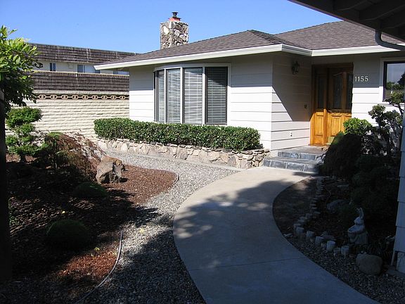 Welcoming outside entry