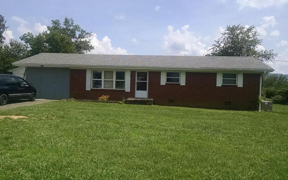 1st image of 3764 Tuckaleechee Pike