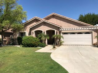 11024 Tipperary Dr, Bakersfield, CA 93311