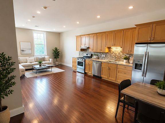 2nd image of 48 Parsons St Unit 10