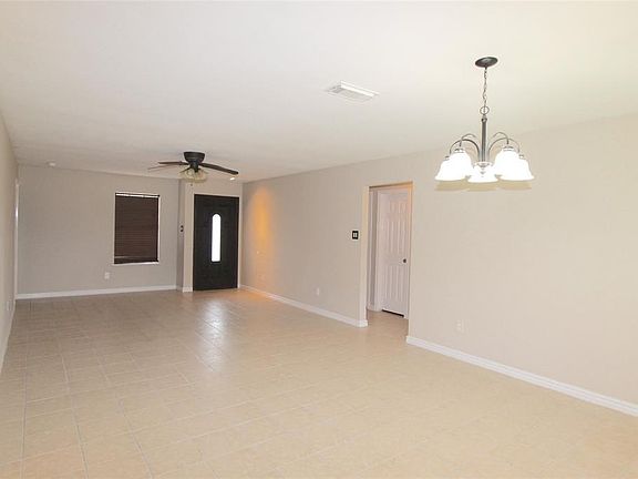 4th image of 12318 Greensbrook Forest Dr