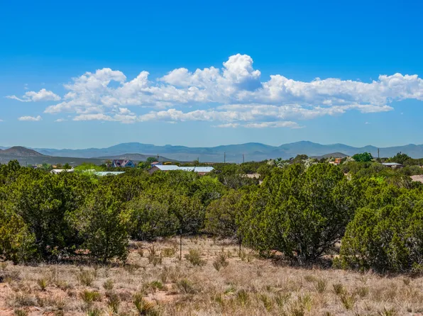 78 Camino Peralta, Santa Fe, NM 87507