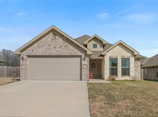 3570 Macintosh Way, Centerton, AR 72712