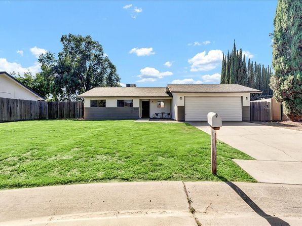 3705 S Valley Court, Visalia, CA 93277