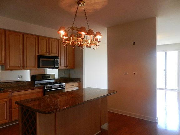 2nd image of 5 E 14th Pl APT 1704