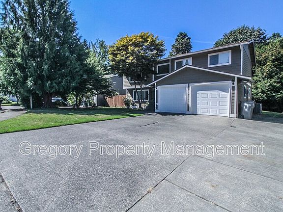 2nd image of 10605 166th Pl NE