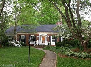 2004 Downing St, Greensboro, NC 27410