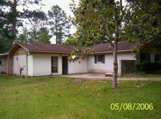 5830 Maxwell Dr, Pineville, LA 71360