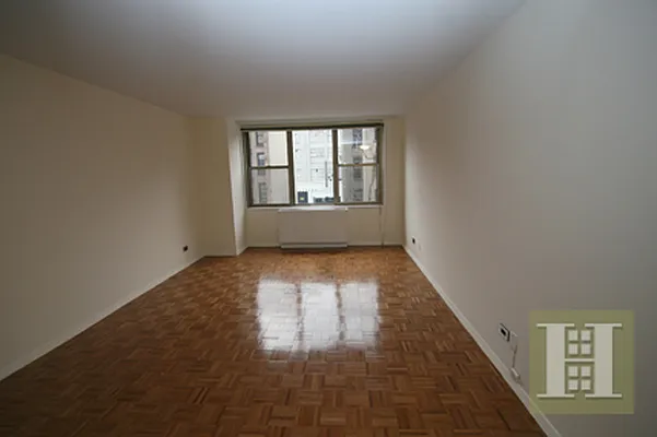 Rented by Halstead Real Estate | media 5