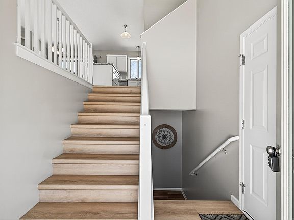 5th image of 39584 Oak Park Trl