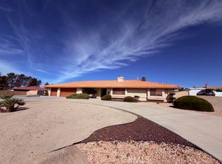 16466 Tude Rd, Apple Valley, CA 92307