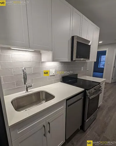 42 Joy St Photo 1