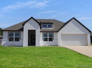 15907 E 75th Pl, Owasso, OK 74055