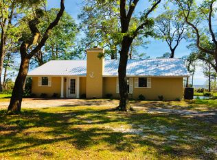 153 S Bayshore Dr, Eastpoint, FL 32328