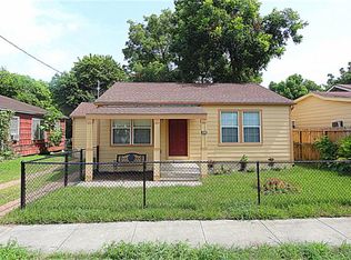 6919 Hillsboro St, Houston, TX 77020