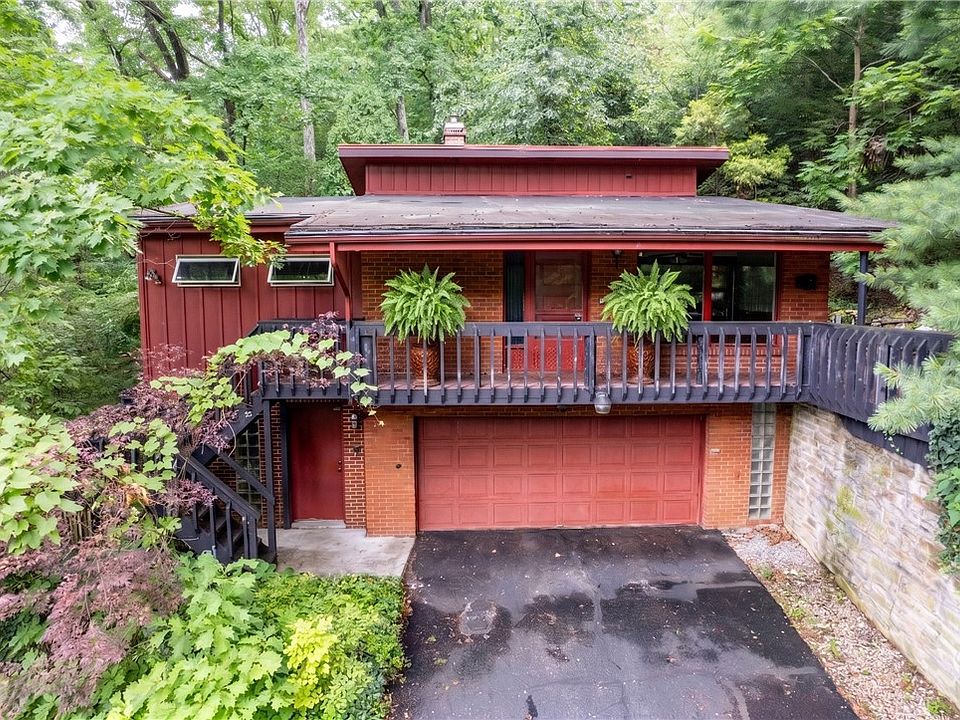 1st image of 486 Woodlawn Rd