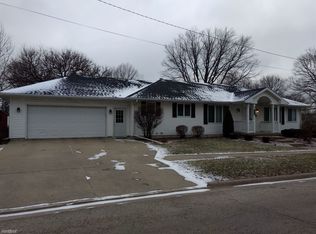 275 N Walnut St, Manteno, IL 60950