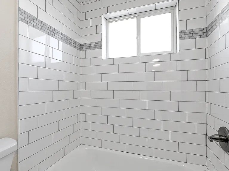 Fox Street Apartments — Photo 8