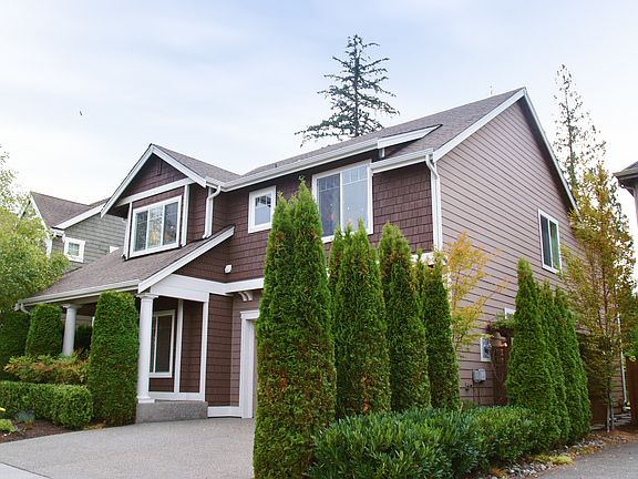 2nd image of 1695 24th Ave NE