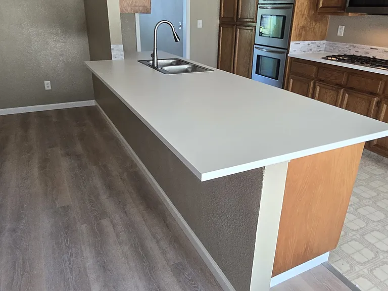 421 Community Dr — Photo 7