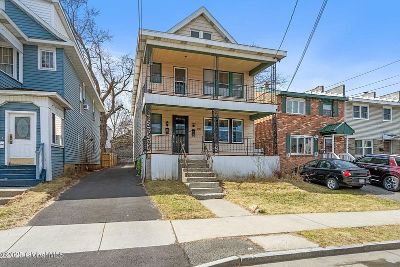 2nd image of 616 Mercer Street