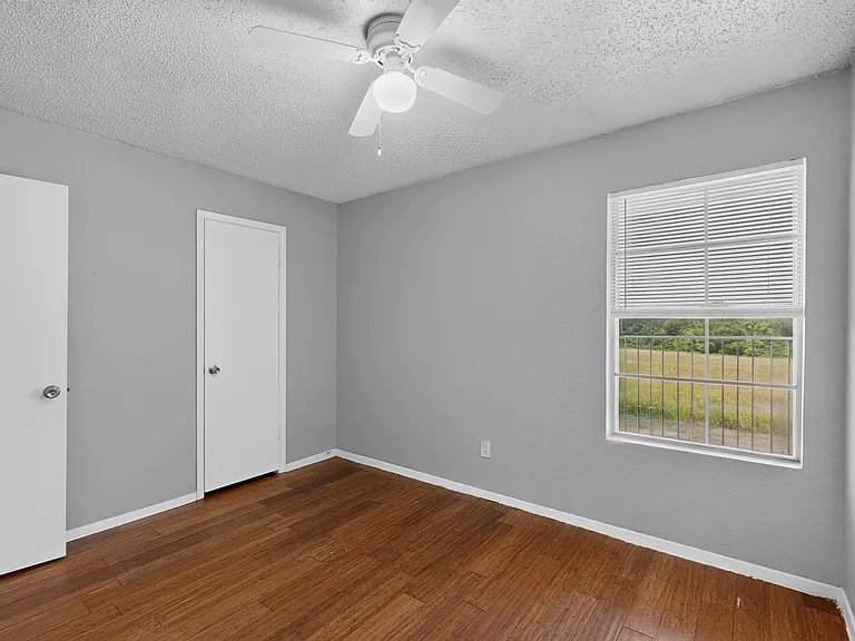 400 Raymond St #16 — Photo 21