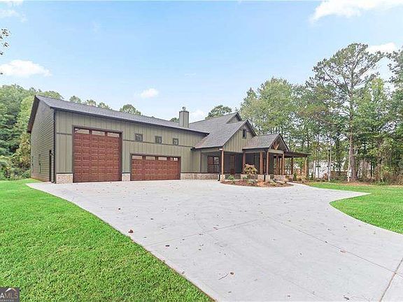 2nd image of 330 Old Sandhill Rd