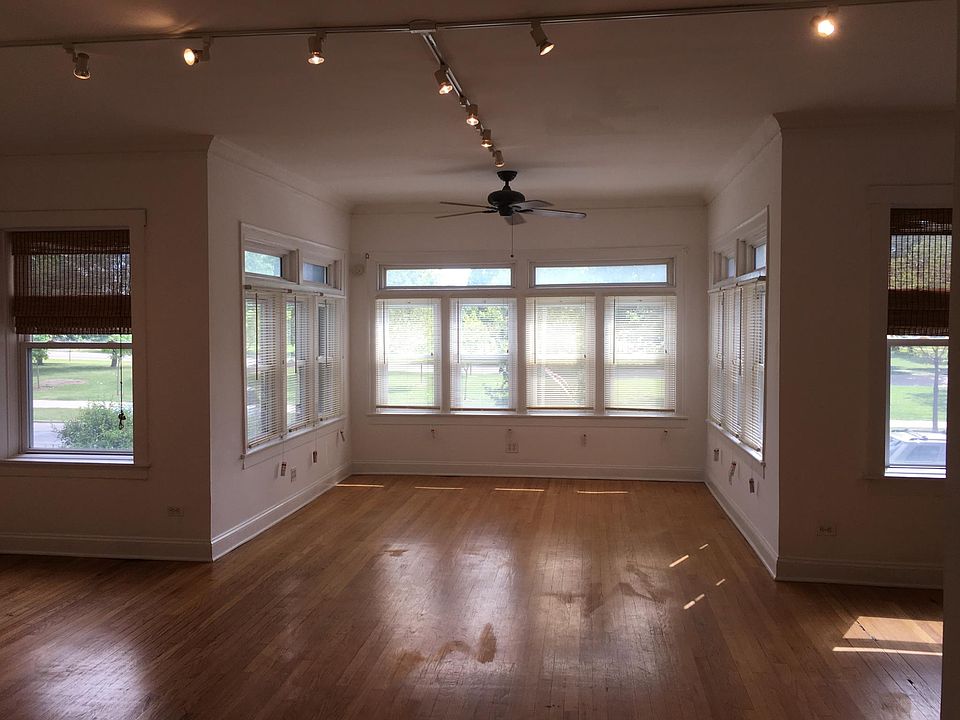 1st image of 1060 N Kedzie Ave #2