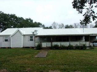 1811 Reeton School Rd #R, Mamou, LA 70554