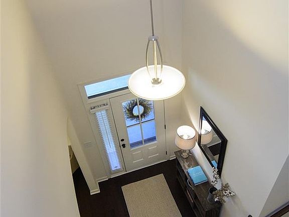 4th image of 336 Chesser Park Dr
