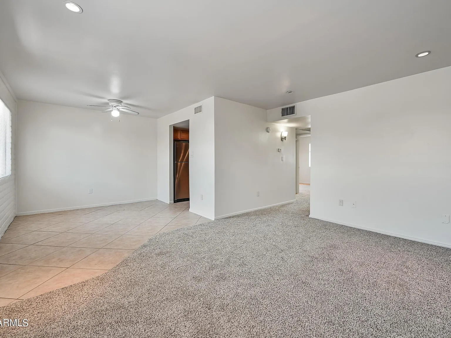 2 bed, 1.5 bath, 707 sqft, $1,099 — Photo 3