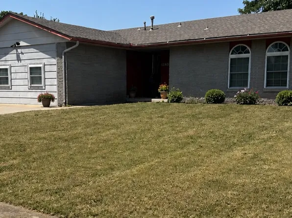 11851 E 62nd Pl, Broken Arrow, OK 74012