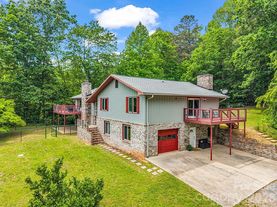 1st image of 656 Cashiers Valley Rd