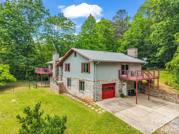 656 Cashiers Valley Rd, Brevard, NC 28712