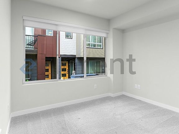 4th image of 23627 5th Ave SE Unit C