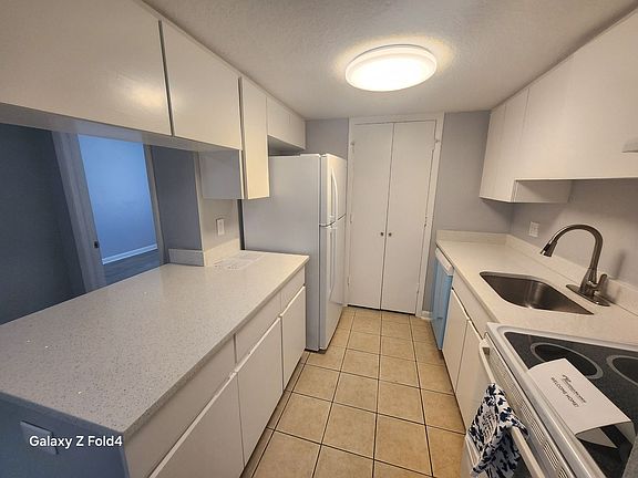4th image of 1801 Columbia Park Ave #2-202