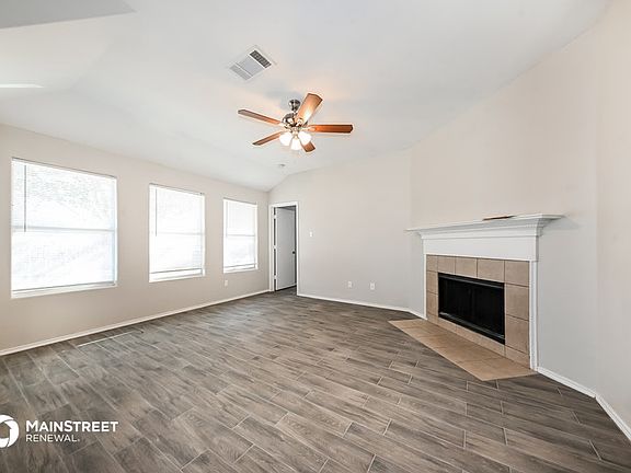 3rd image of 1736 Nina Dr