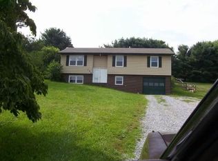 150 Somerset St, Christiansburg, VA 24073