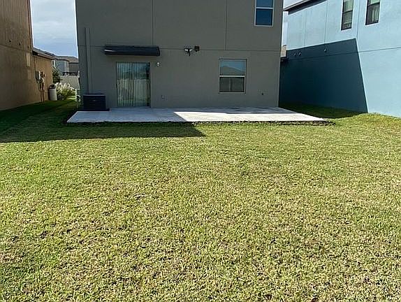 3rd image of 15708 Greenleaf Bay St