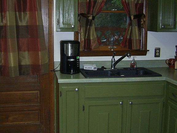 L-Shaped Kitchen