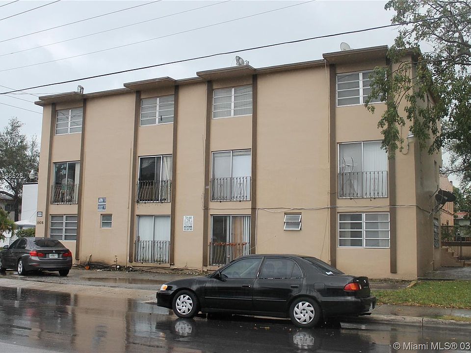 2nd image of 1906 SW 3rd St APT 103