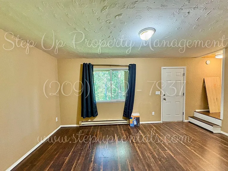22400 Broken Bough Ln — Photo 20