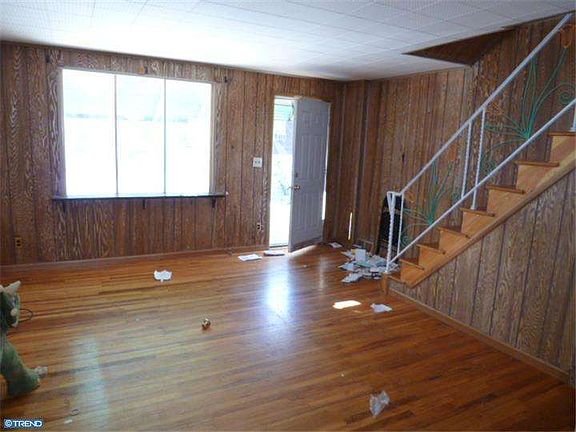 5th image of 4505 Vista St