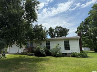 306 Debbie St, Colchester, IL 62326