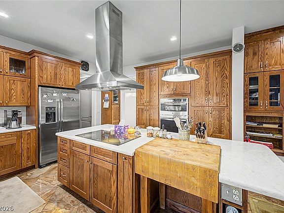 4th image of 4990 Marywood Ct