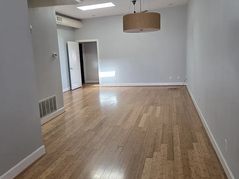 1216 Bardstown Rd #2 — Photo 6